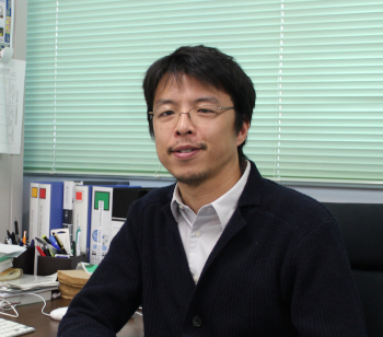 Dr.Hayashi.jpg