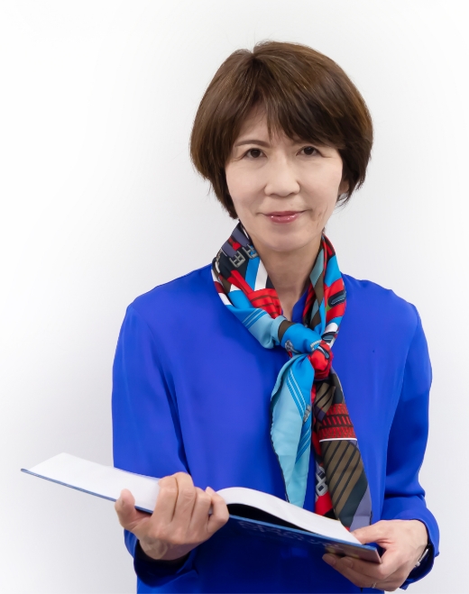 President　Eiko Ishioka